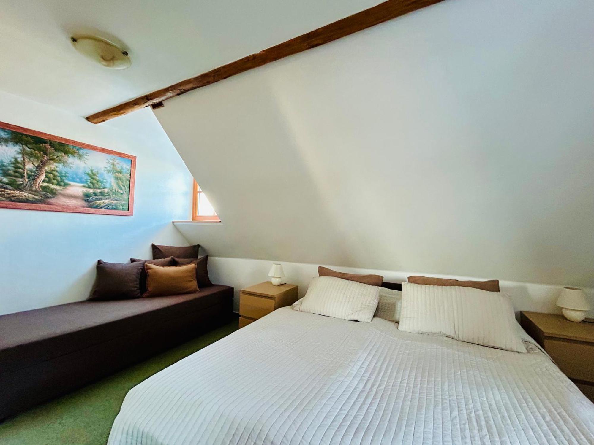 Dvur Stran & Wellness Hotel การ์โลวีวารี ภายนอก รูปภาพ